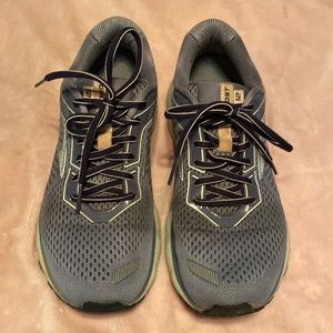 Size 10 Brooks Ghost 12